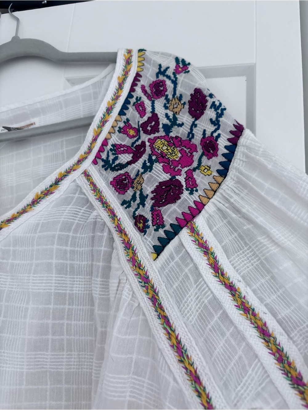 Anthropologie Embroidered Top - NWT - Picture 4 of 6